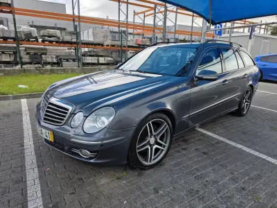 Mercedes-Benz E 220 2007 - 8990 EUR, 330000 km - AUTO.MOTO.pt - 330000km - foto 9 de 15