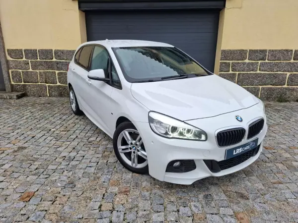 BMW 216 Active Tourer 2015 - 14990 EUR, 142957 km - AUTO.MOTO.pt - 142957km - foto 2 de 20