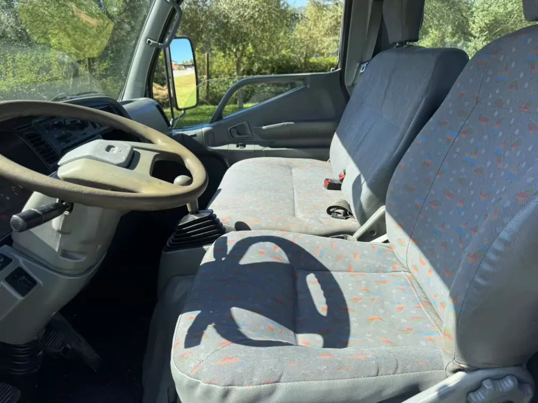 Mitsubishi Canter 2000 - 17500 EUR, 198000 km - 198000km - foto 3 de 12