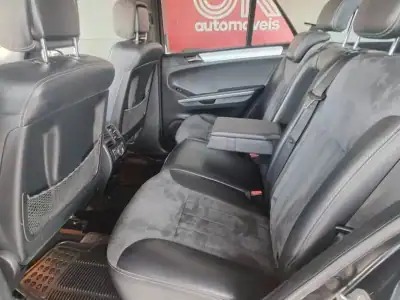 Mercedes-Benz ML 320 2006 - 17990 EUR, 269000 km - AUTO.MOTO.pt - 269000km - foto 12 de 32
