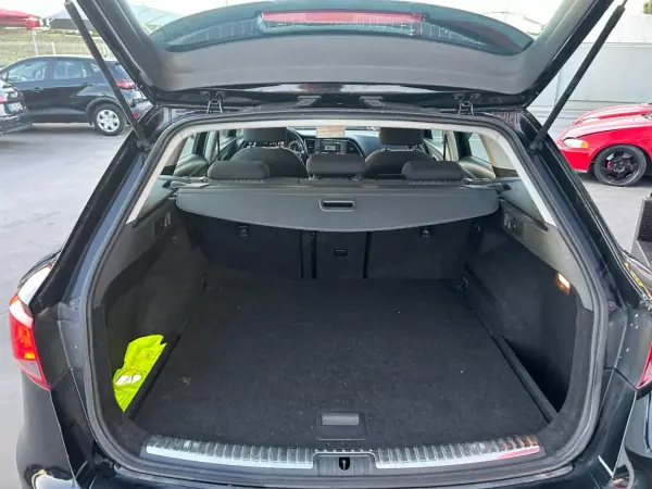 SEAT Leon ST 2016 - 9947 EUR, 240000 km - AUTO.MOTO.pt - 240000km - foto 17 de 19