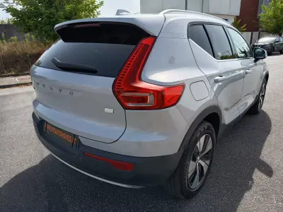Volvo XC 40 2020 - 23990 EUR, 116700 km - AUTO.MOTO.pt - 116700km - foto 7 de 26