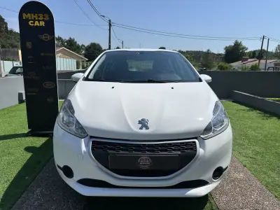 Peugeot 2015 - 6900 EUR, 230000 km - AUTO.MOTO.pt - 230000km - foto 2 de 40