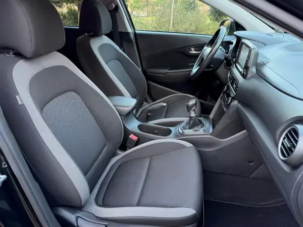 Hyundai Kauai 2019 - 15750 EUR, 106000 km - AUTO.MOTO.pt - 106000km - foto 13 de 22