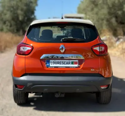 Renault Captur 2016 - 11900 EUR, 102000 km - AUTO.MOTO.pt - 102000km - foto 6 de 50