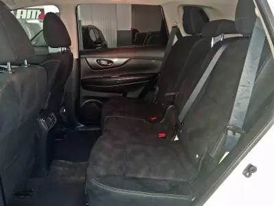 Nissan X-Trail 2016 - 15000 EUR, 150000 km - AUTO.MOTO.pt - 150000km - foto 14 de 28