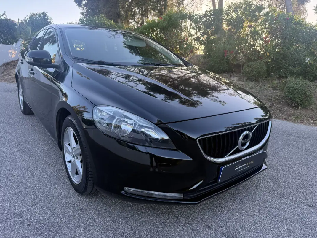 Volvo V40 2017 - 13999 EUR, 80000 km - AUTO.MOTO.pt - 80000km - foto 3 de 13