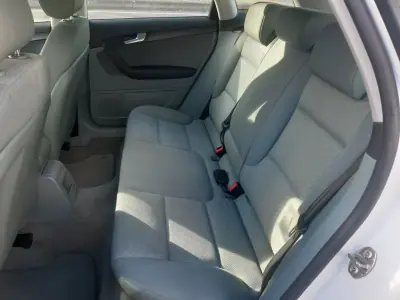 Audi A3 Sportback 2010 - 9900 EUR, 224980 km - AUTO.MOTO.pt - 224980km - foto 21 de 34