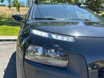 Citroën C4 Cactus 2018 - 9870 EUR, 89500 km - AUTO.MOTO.pt - 89500km - foto 15 de 47