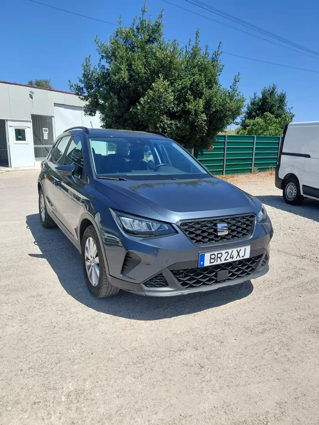 SEAT Arona 2025 - 20900 EUR, 47000 km - 47000km - foto 2 de 12