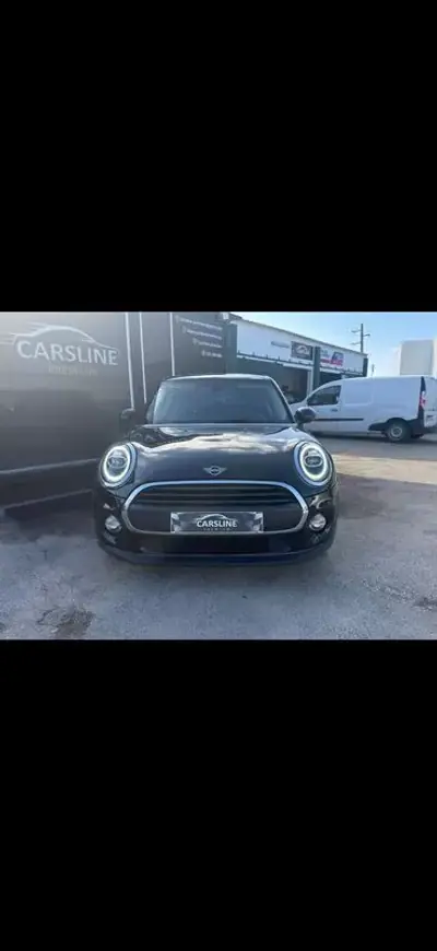 MINI 5 Portas 2018 - 13900 EUR, 185247 km - AUTO.MOTO.pt - 185247km - foto 4 de 13
