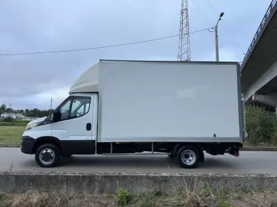 Iveco DAILY 35-140 CONTENTOR E PLATAFORMA 2018 - 29990 EUR, 81000 km - AUTO.MOTO.pt - 81000km - foto 5 de 28