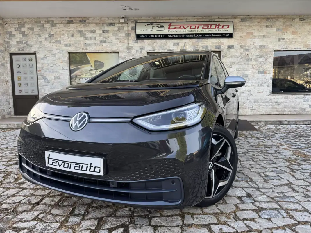 Volkswagen ID.3 2020 - 19900 EUR, 93000 km - AUTO.MOTO.pt - 93000km - foto 1 de 44