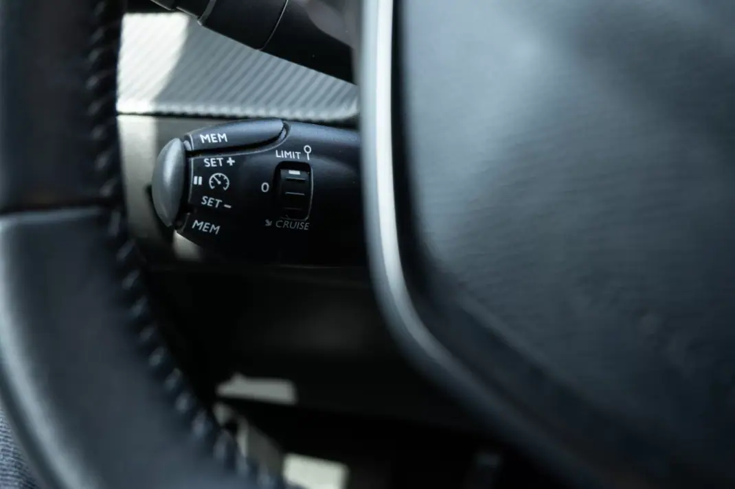 Peugeot 2008 2023 - 19750 EUR, 40500 km - AUTO.MOTO.pt - 40500km - foto 12 de 20