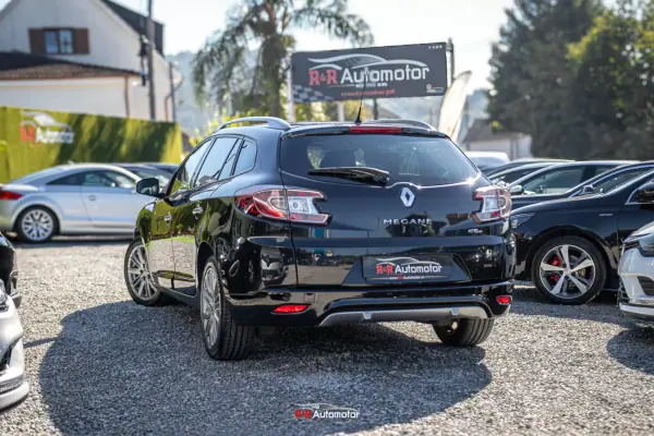 Renault Mégane Sport Tourer 2016 — foto 2 de 34