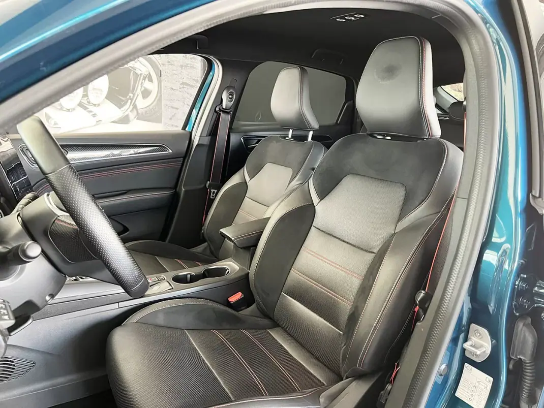 Renault Arkana 2022 - 19900 EUR, 119307 km - AUTO.MOTO.pt - 119307km - foto 7 de 17