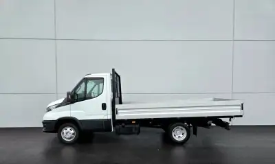 Iveco Daily 35C16 Caixa aberta 2022 - 30750 EUR, 86000 km - AUTO.MOTO.pt - 86000km - foto 5 de 25