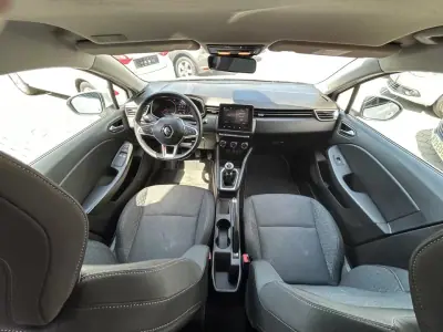 Renault Clio 2021 - 14500 EUR, 129819 km - 129819km - foto 11 de 14