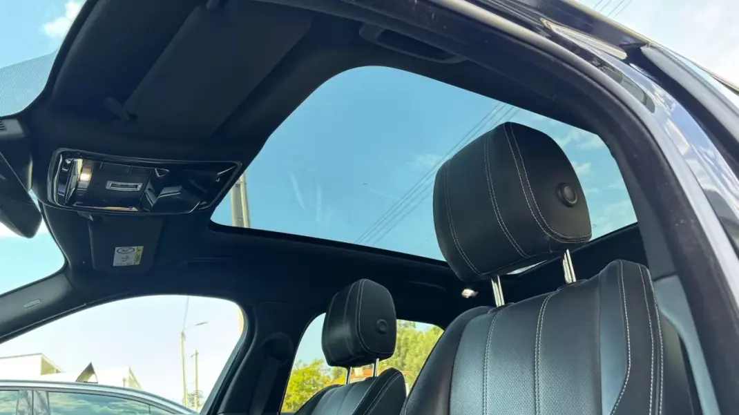 Land Rover Range Rover Velar 2019 - 37500 EUR, 96232 km - AUTO.MOTO.pt - 96232km - foto 18 de 31