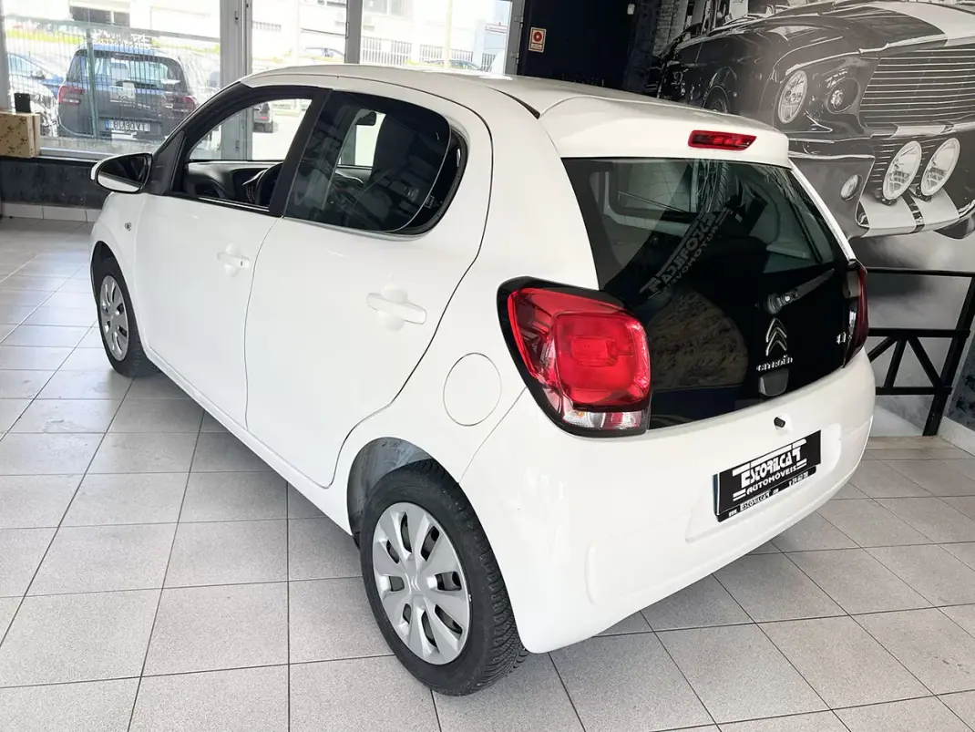 Citroën C1 2020 - 9800 EUR, 67008 km - AUTO.MOTO.pt - 67008km - foto 3 de 19