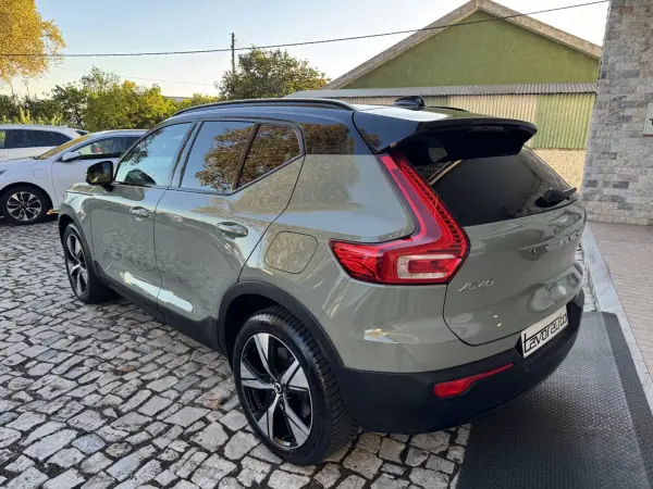 Volvo XC 40 2021 - 29500 EUR, 116000 km - AUTO.MOTO.pt - 116000km - foto 6 de 51