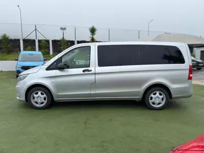Mercedes-Benz Vito Tourer 2015 - 28490 EUR, 196000 km - AUTO.MOTO.pt - 196000km - foto 5 de 12
