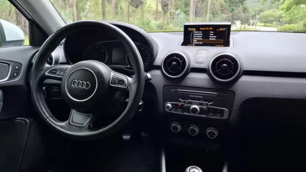 Audi A1 Sportback 2018 - 16950 EUR, 150000 km - AUTO.MOTO.pt - 150000km - foto 14 de 14