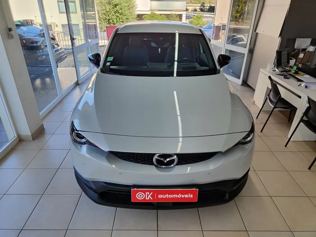 Mazda MX-30 2021 - 17650 EUR, 59000 km - 59000km - foto 4 de 39