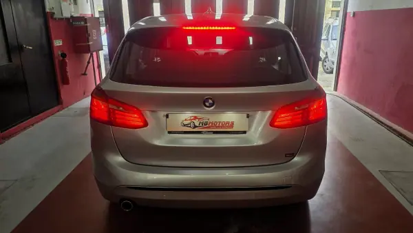 BMW 216 Active Tourer 2016 - 14890 EUR, 92637 km - AUTO.MOTO.pt - 92637km - foto 6 de 55