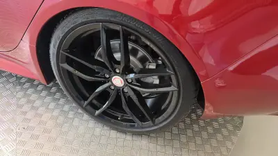 Jaguar XE 2016 - 14950 EUR, 176623 km - AUTO.MOTO.pt - 176623km - foto 32 de 58