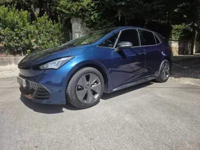 Cupra Born 2022 - 24499 EUR, 88036 km - AUTO.MOTO.pt - 88036km - foto 8 de 53