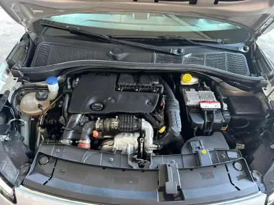 Citroën C4 Cactus 2017 - 13900 EUR, 97056 km - AUTO.MOTO.pt - 97056km - foto 28 de 28