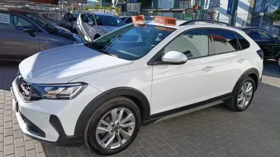 Volkswagen Taigo 2022 - 19450 EUR, 68192 km - AUTO.MOTO.pt - 68192km - foto 4 de 20
