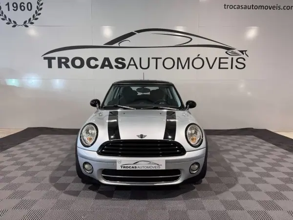 MINI 3 Portas 2010 - 8900 EUR, 211000 km - AUTO.MOTO.pt - 211000km - foto 32 de 33