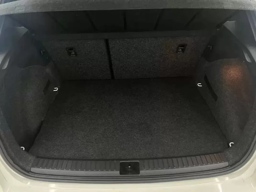 SEAT Arona 2020 - 15490 EUR, 59460 km - AUTO.MOTO.pt - 59460km - foto 39 de 39