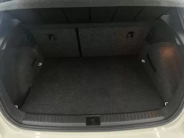 SEAT Arona 2020 - 15490 EUR, 59460 km - AUTO.MOTO.pt - 59460km - foto 39 de 39