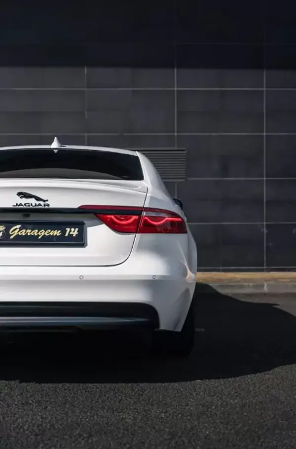 Jaguar XF 2017 - 22990 EUR, 145800 km - AUTO.MOTO.pt - 145800km - foto 15 de 55