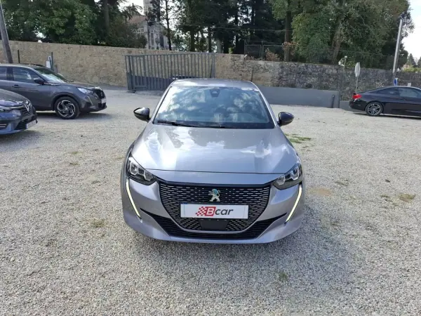Peugeot e-208 2021 - 16499 EUR, 94000 km - AUTO.MOTO.pt - 94000km - foto 4 de 35