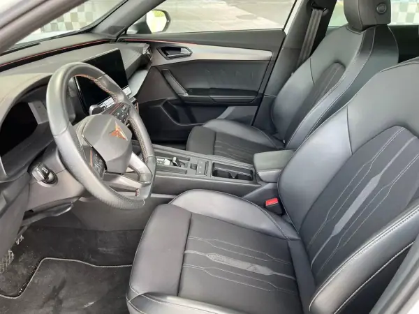 Cupra Formentor 2023 - 26500 EUR, 14000 km - AUTO.MOTO.pt - 14000km - foto 6 de 17