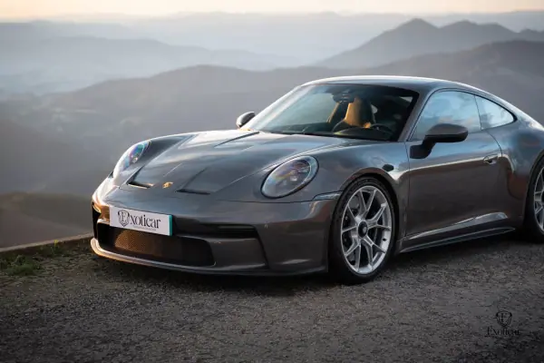 Porsche 992 2022 - 195000 EUR, 20350 km - AUTO.MOTO.pt - 20350km - foto 10 de 28
