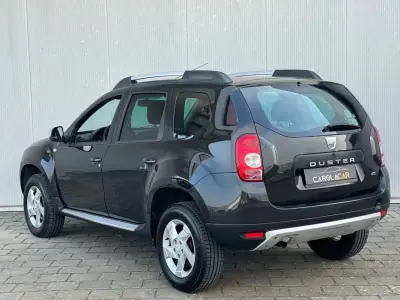 Dacia Duster 2010 - 10950 EUR, 50000 km - AUTO.MOTO.pt - 50000km - foto 5 de 17