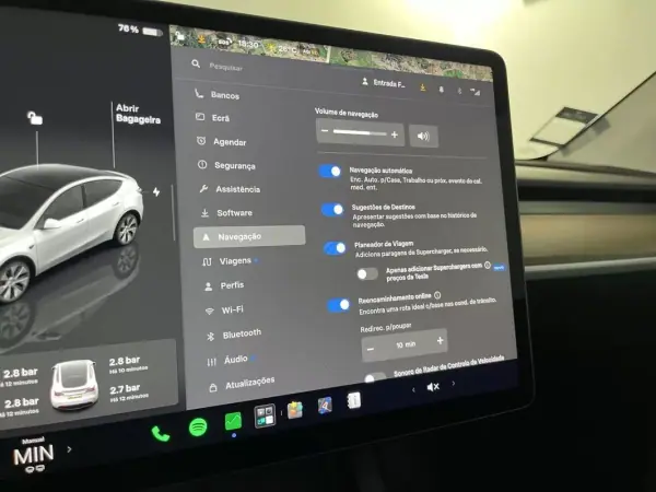 Tesla Model Y 2022 - 38750 EUR, 44000 km - AUTO.MOTO.pt - 44000km - foto 25 de 42