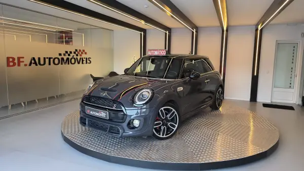 MINI Cooper 2019 - 24900 EUR, 114062 km - AUTO.MOTO.pt - 114062km - foto 2 de 61