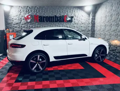 Porsche Macan 2014 - 42990 EUR, 205232 km - AUTO.MOTO.pt - 205232km - foto 7 de 33