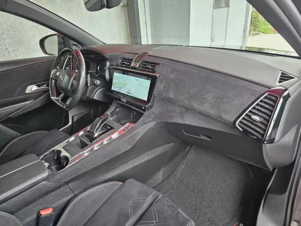 DS DS7 Crossback 2023 - 28999 EUR, 84000 km - AUTO.MOTO.pt - 84000km - foto 10 de 19