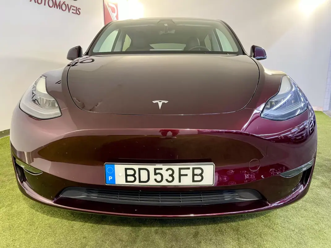 Tesla Model Y 2023 - 38900 EUR, 80000 km - 80000km - foto 4 de 38