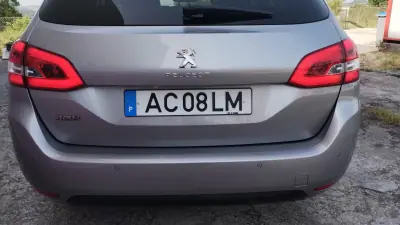 Peugeot 308 SW 2020 - 11950 EUR, 110000 km - AUTO.MOTO.pt - 110000km - foto 13 de 39