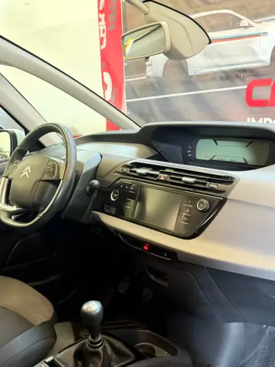Citroën C4 Grand Picasso 2018 - 14900 EUR, 161000 km - 161000km - foto 6 de 10