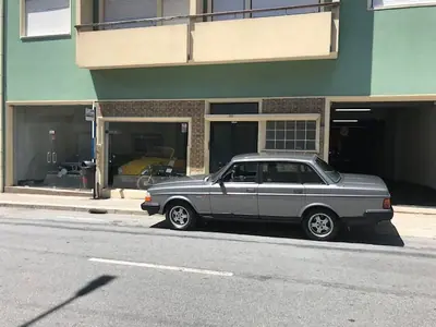 Volvo 244 1987 - 10500 EUR, 317000 km - AUTO.MOTO.pt - 317000km - foto 7 de 41