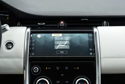Land Rover Discovery Sport 2021 - 36950 EUR, 63000 km - AUTO.MOTO.pt - 63000km - foto 35 de 59